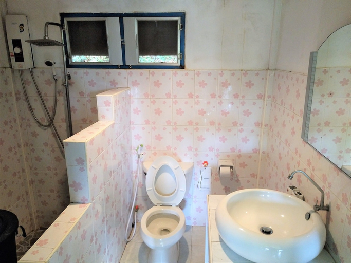 Bathroom, Mountain Beach Resort, Muang Rayong