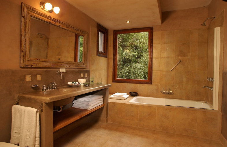 Bathroom 4, Aldebaran Hotel & Spa, Bariloche