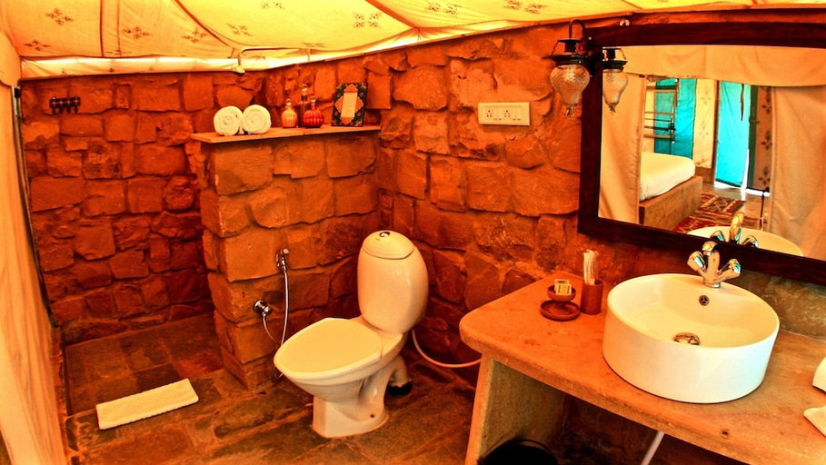 Bathroom 4, Damodra Desert Camp, Jaisalmer