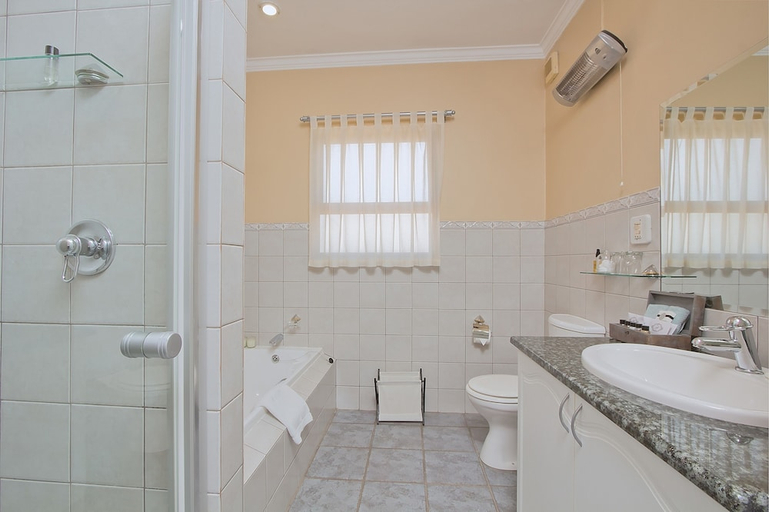 Bathroom 3, Centurion Golf Suites Boca Walk, City of Tshwane