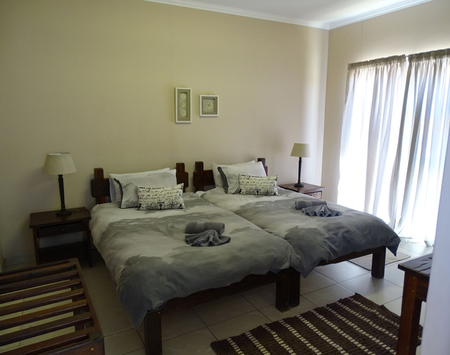 Bedroom 2, Eden Chalets, Windhoek Rural