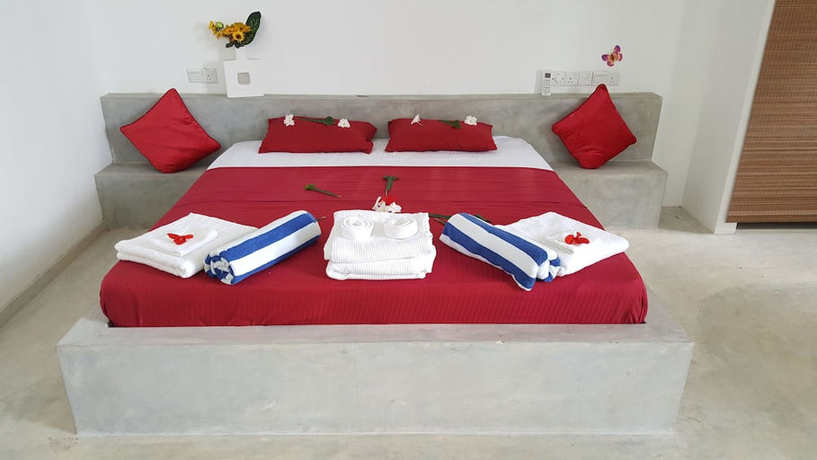 Bedroom 1, Nirvana Beach Boutique Hotel, Tangalle