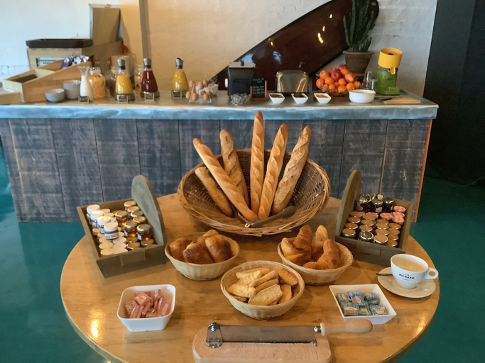 Food & Drinks 5, La Petite Rade Hotel, Seine-Maritime