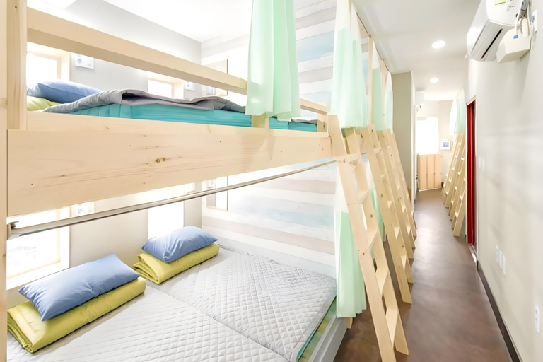 Bedroom 2, Capsule in Gangneung - Hostel, Gangneung