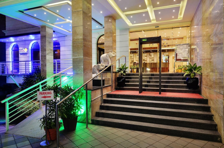 Exterior & Views 1, Hotel Ramanashree Richmond, Bangalore