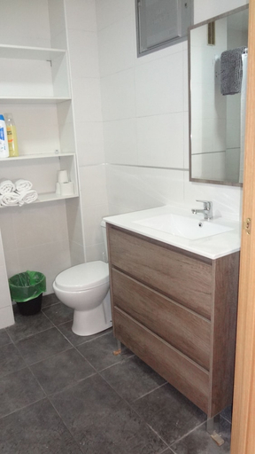 Bathroom 2, Hotel Carlos I, Málaga