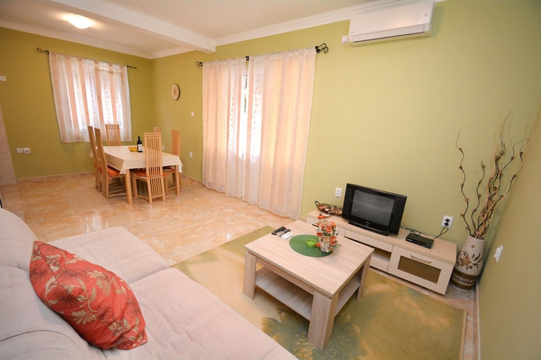 Bedroom 3, Apartments Marinero