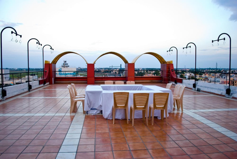 Food & Drinks 4, HOTEL RAJADHANE, Madurai