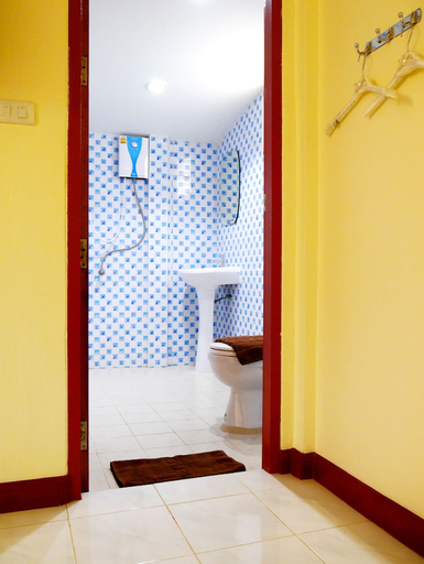 Bathroom 3, Sermsuk Resort, Pran Buri