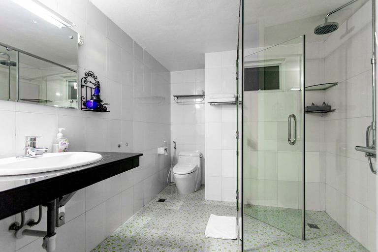 Bathroom 5, Ngoc Anh Hotel, Ninh Bình