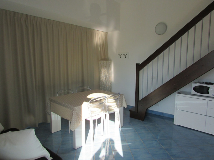 Others 5, Residence Magara, Palermo