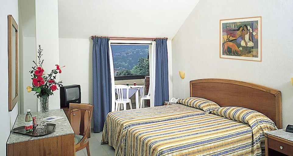 Bedroom 3, SUISSE THERMAL VILLAGE, Napoli