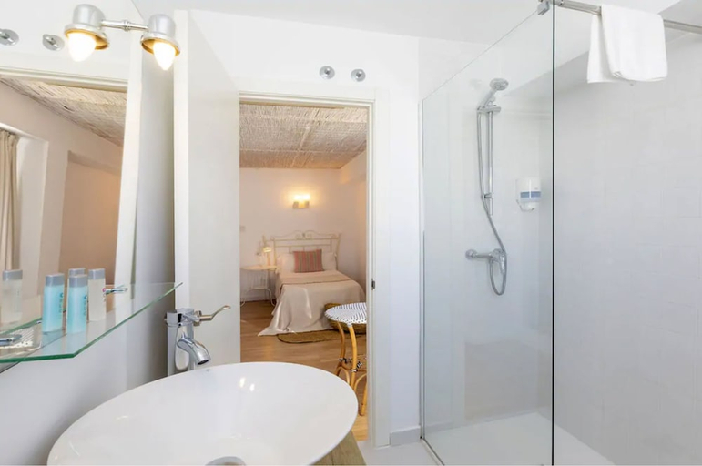 Bathroom, Can Beia Hostal Boutique, Baleares