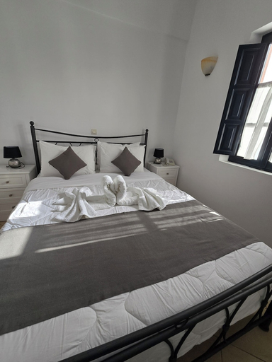 Bedroom 2, Anthonas Apartments, South Aegean