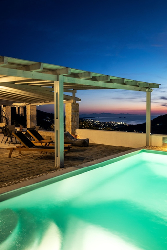 Sport & Beauty 2, Paros Nereids Villas, South Aegean