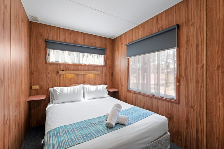 Bedroom 3, Discovery Parks – Moama West, Murray