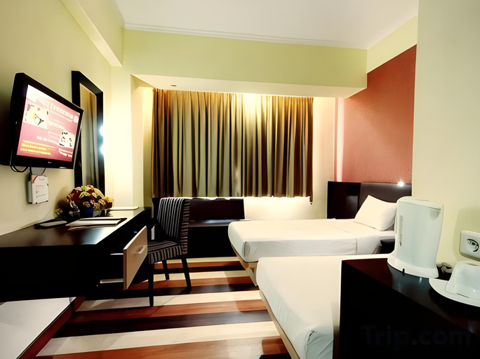 bedroom 6