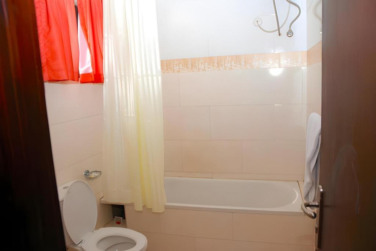 Bathroom, KNIGHTSBRIDGE HOTEL, Kosofe
