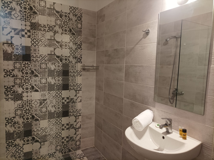 Bathroom 4, Tins Hotel City - Athens, Attica