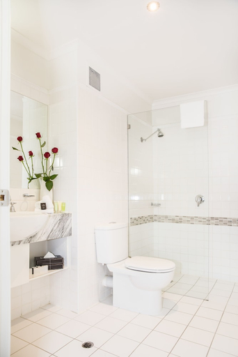Bathroom, Collins Hotel, Melbourne