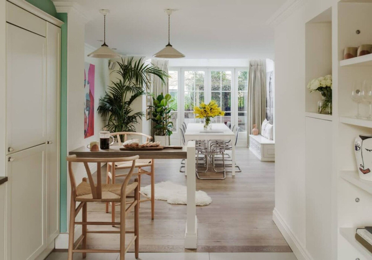 Room 2, Notting Hill Family Home 5 Bed, London