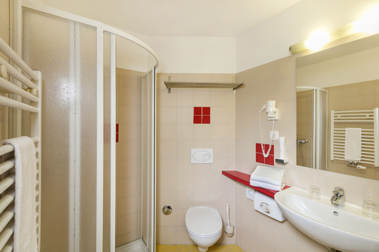 Bathroom 5, H2O Hotel-Therme-Resort, Hartberg-Fürstenfeld
