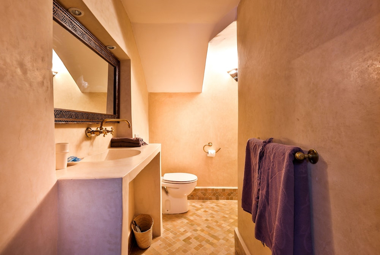 Bathroom 4, Casa Lalla, Marrakech