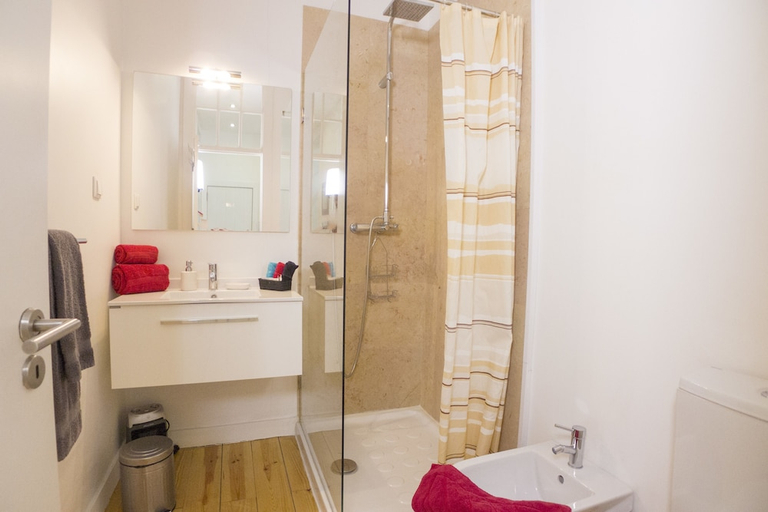 Bathroom 3, LV Premier Baixa FI Central Balcony Space AC, Lisbon