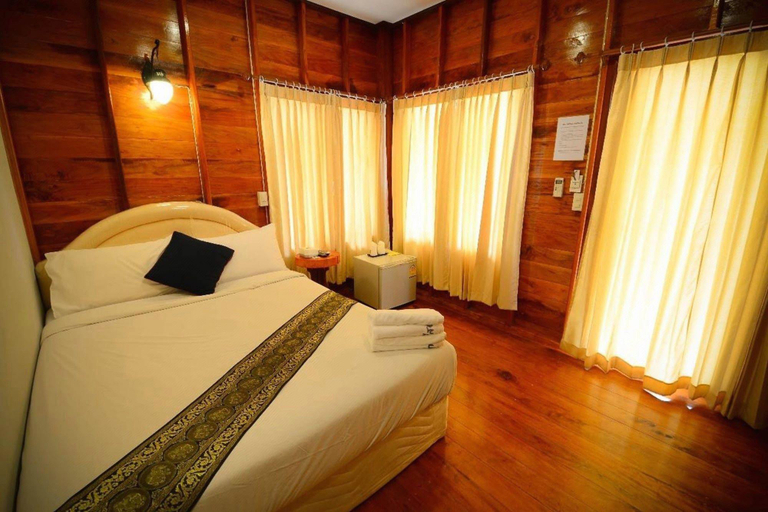 Bedroom 2, Baanchaylay Resort, Khanom