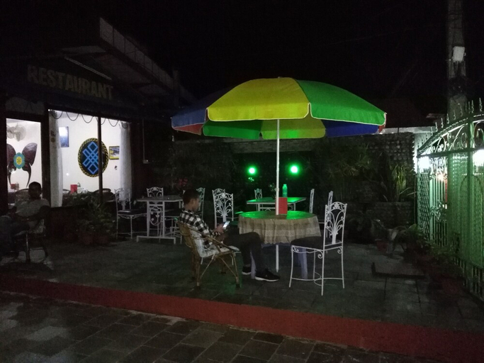 Food & Drinks 4, Hotel Nightingale, Gandaki