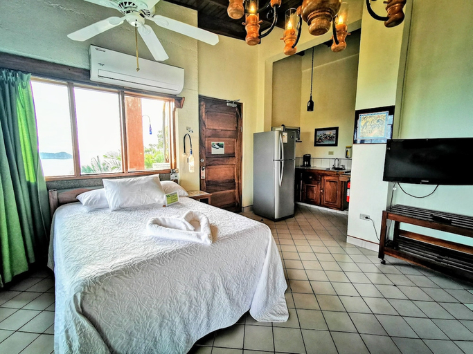 Bedroom 3, Hotel Costa Verde, Aguirre