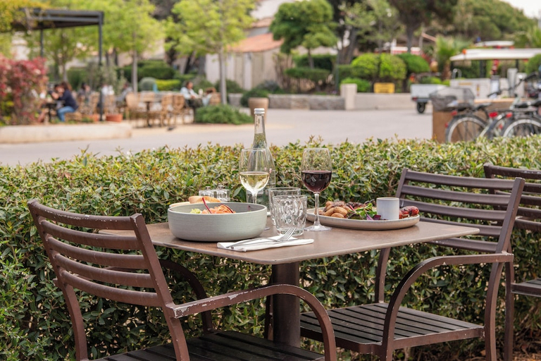 Food & Drinks 4, Appartements Helios, Var