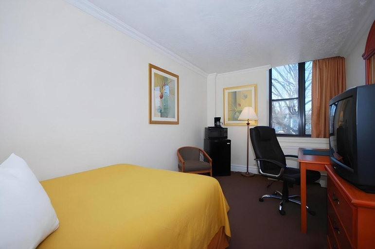 Bedroom 3, Quality Inn Massena NY, Saint Lawrence