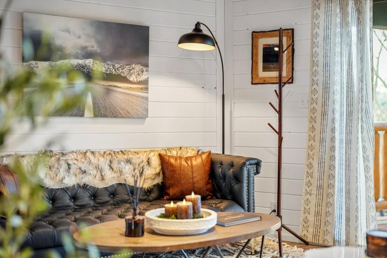 Living area 2, Smoky Fox Lodge, Sevier