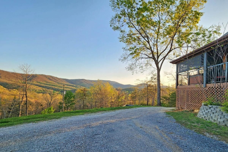 Property grounds 4, Z - Above the Clouds, Sevier