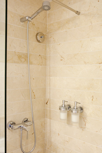 Bathroom 4, 60 Balconies Atocha Urban Stay, Madrid