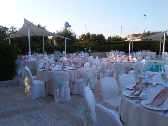 Food & Drinks 5, Hotel Continental, Ragusa