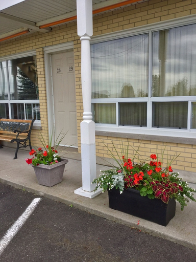 Exterior & Views, Milan Garden Inn, Niagara