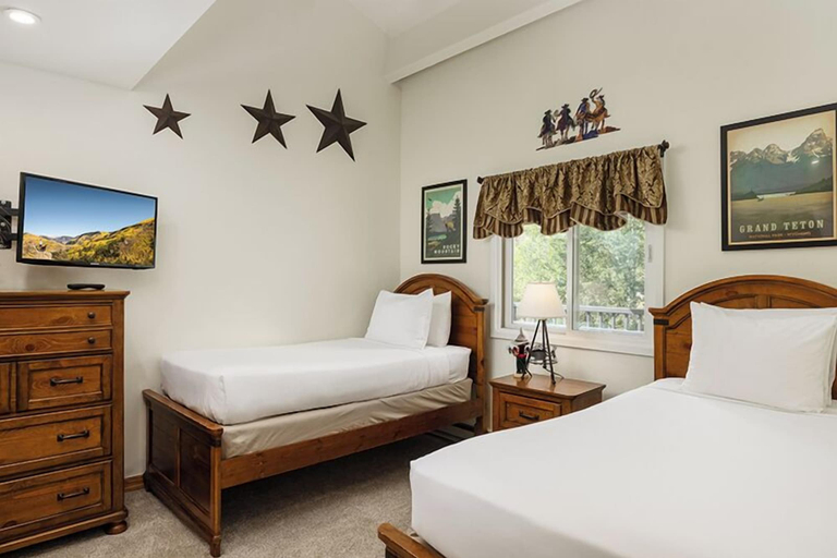 Bedroom 2, Vantage Point - CoralTree Residence Collection, Eagle