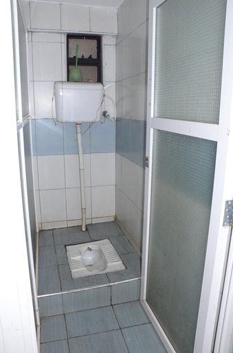 Bathroom 4, Nairobi Kitale Hotel, Starehe
