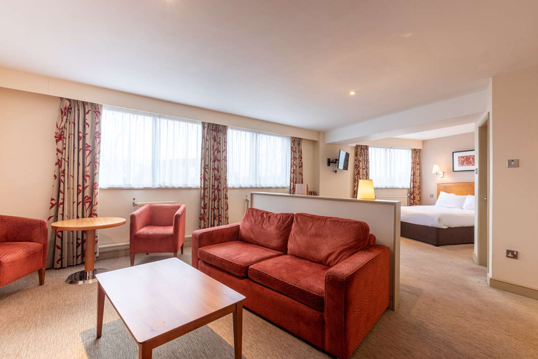 Bedroom 2, Birmingham Strathallan Hotel, BW Signature Collection, Birmingham