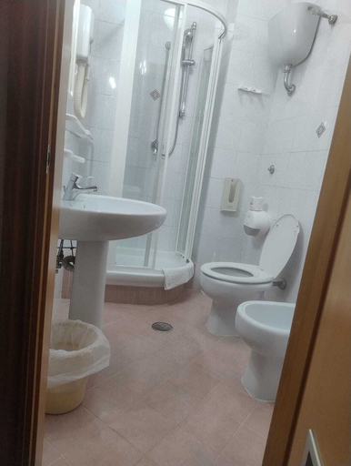 Bathroom, Hotel Seven Residence, Salerno