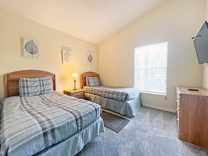 Bedroom 2, Murphy's Mansion 4 Bedroom Home by RedAwning, Polk