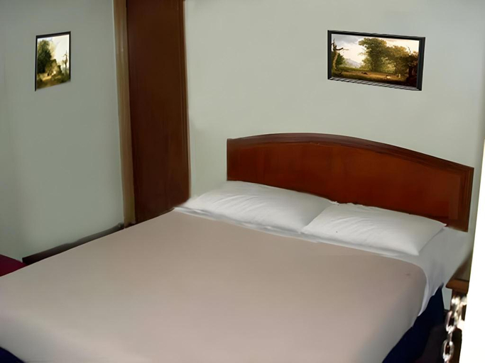 Bedroom, YMCA International House, Ernakulam
