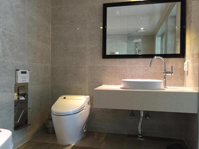 Bathroom, A-One Hotel, Jeju