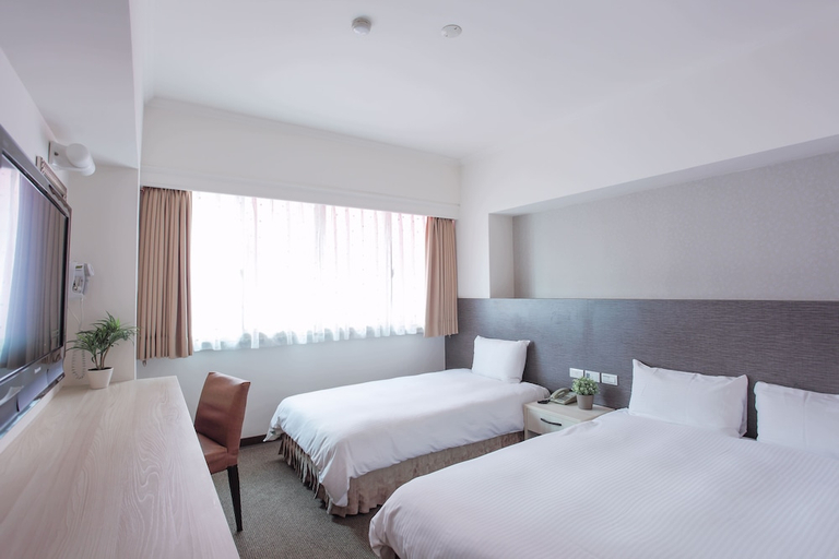 Bedroom 3, Ful Won Hotel, Taichung