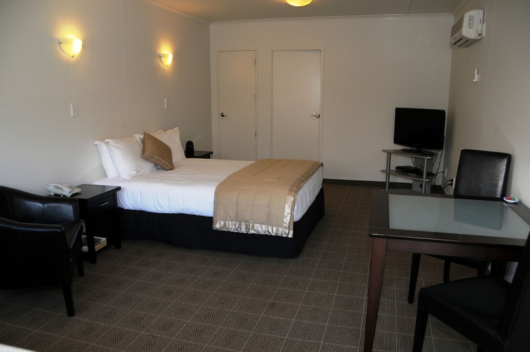 Bedroom 2, Hygate Motor Lodge, Hamilton