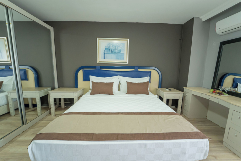 Bedroom 3, Sever Suites Hotel, Antalya