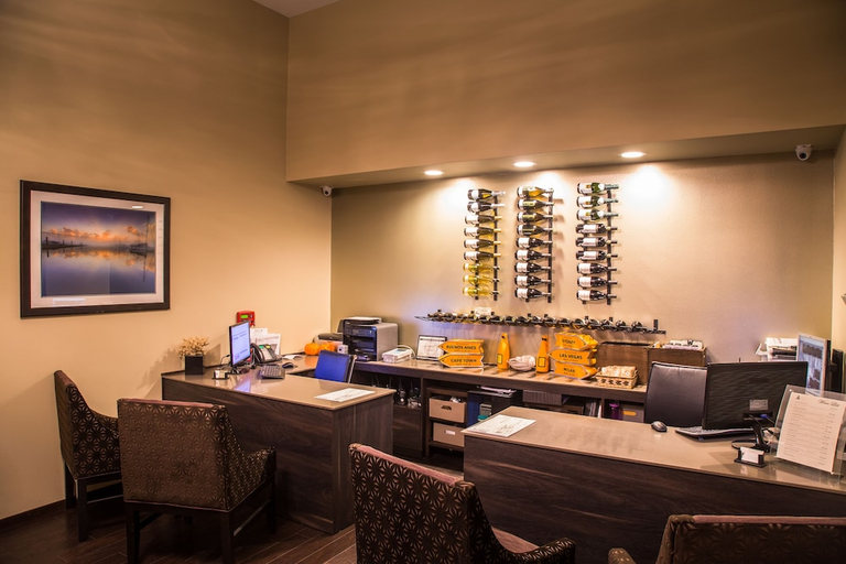 Food & Drinks, Nye Beach Condos At Pacific Crest, Lincoln