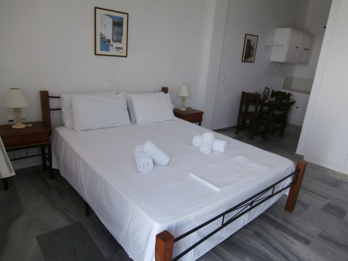 Bedroom 2, Galini Bungalows, South Aegean